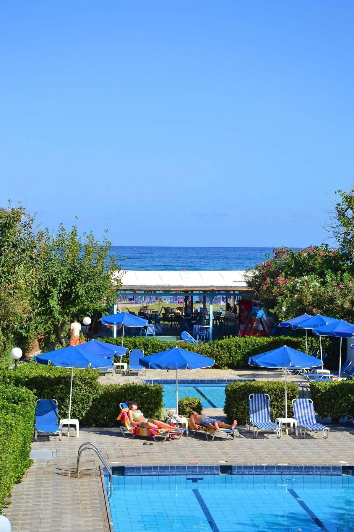Galeana Beach Hotel プラタネス エクステリア 写真